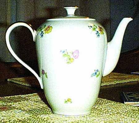16357 Coffee Pot & Lid