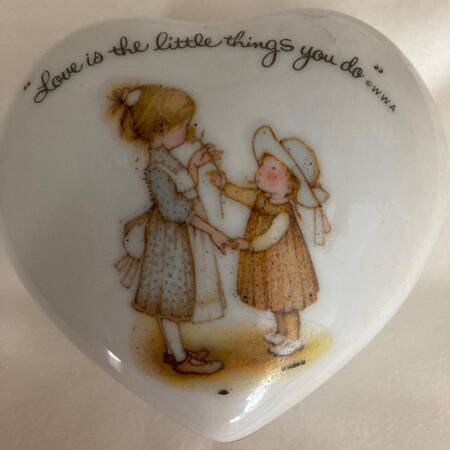 Holly Hobbie Small Heart Shape Box & Lid