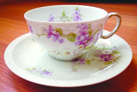 Schleiger 317-4 Flat Cup & Saucer Set