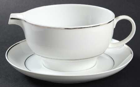 HEH2 Gravy Boat & Underplate