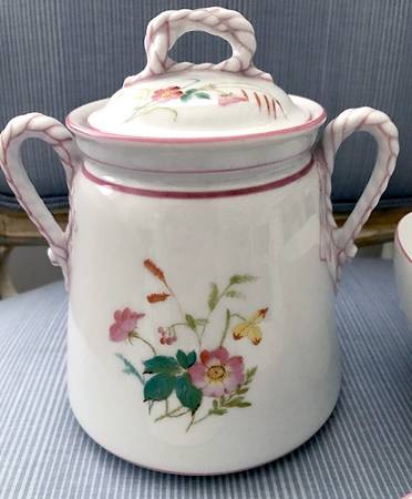 H2263 Sugar Bowl & Lid
