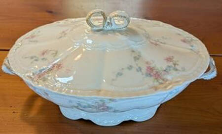 Schleiger 1014-3 Oval Covered Vegetable