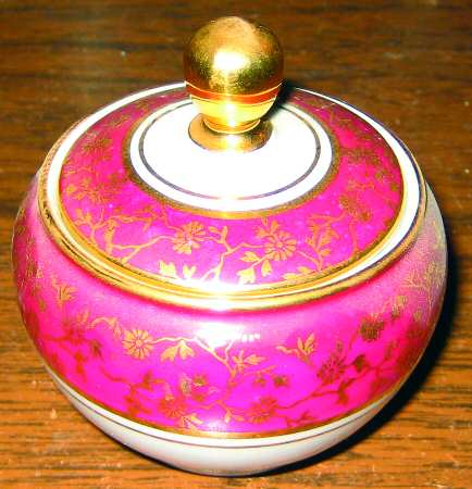 HUT1207 Sugar Bowl & Lid