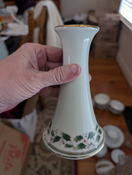 HHD2 (Gold "H" Mark) Single Light Candlestick