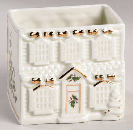 HHD2 (Gold "H" Mark) Figural Candy Box No Lid