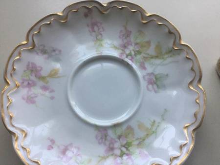 H2390 Saucer