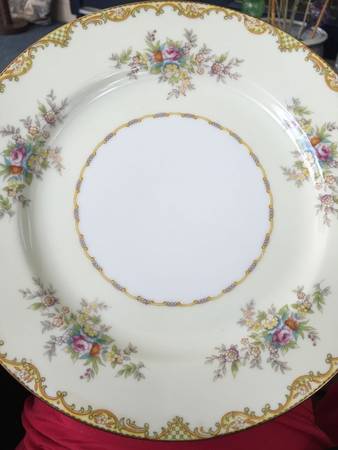HIR42 Dinner Plate