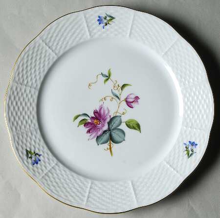 Flowers of Bermuda Luncheon Plate