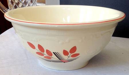 Art Deco Leaves 11" Mixing Bowl