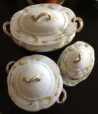 H2441 Tureen &  Lid