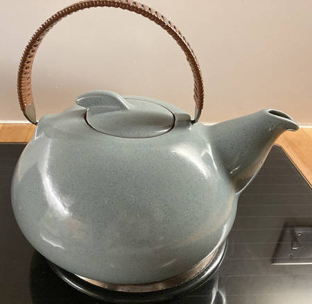 Seastone (Coupe) Teapot & Lid