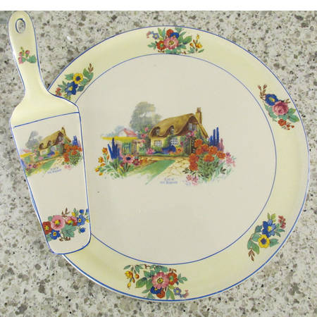 1434 Solid Ceramic Pie/Cake Server