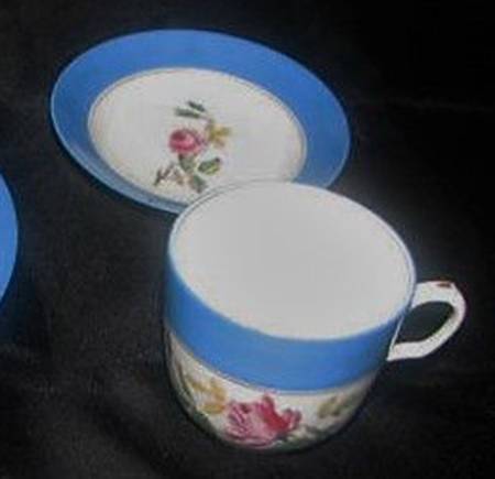 H2564 Flat Cup & Saucer Set