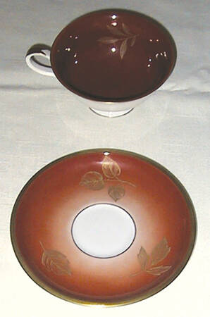 HUT1251 Footed Cup & Saucer Set