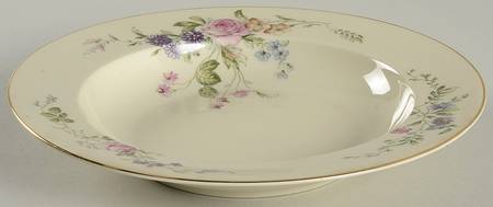 HUT1256 (IVORY) Large Rim Soup Bowl