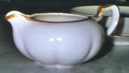 H2483 Creamer