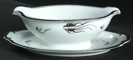 HYA17 Gravy Boat with Attached Underplate