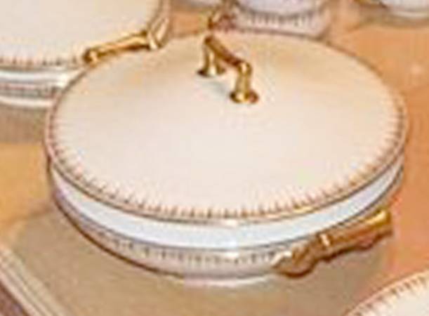 H2515 Round Covered Vegetable