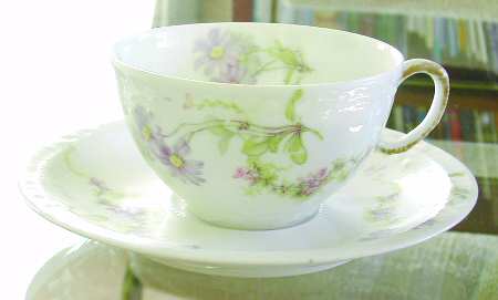 Schleiger 1041-1 Flat Cup & Saucer Set