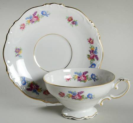 16106 Footed Cup & Saucer Set