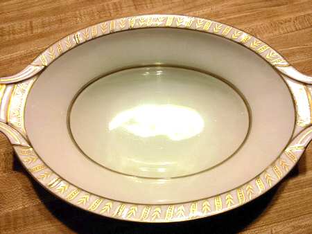 HCZ74 9" Oval Vegetable Bowl