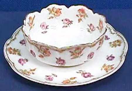 H2611 Ramekin & Saucer Set