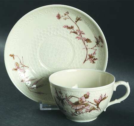 H2618 Flat Cup & Saucer Set