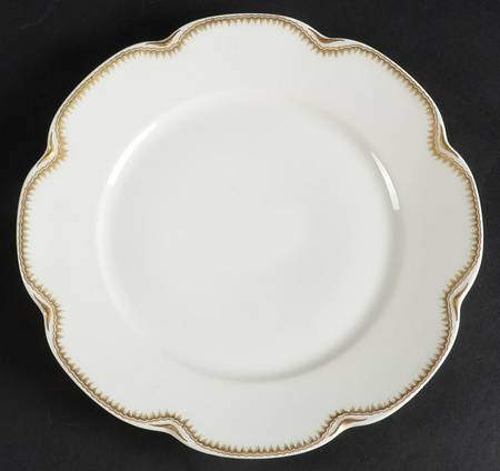 H2656 Luncheon Plate