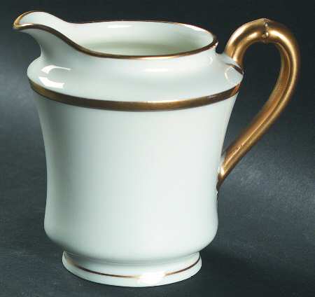 H2668 Creamer