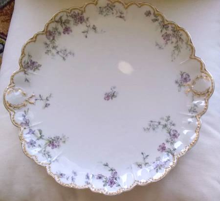 H2687 Handled Cake Plate