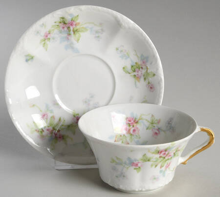 Flat Cup & Saucer Set