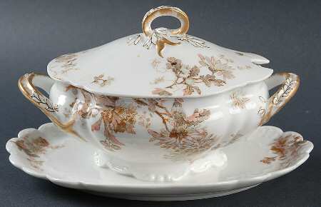 Schleiger 86-2 Gravy Boat w/Attached Underplate & Lid
