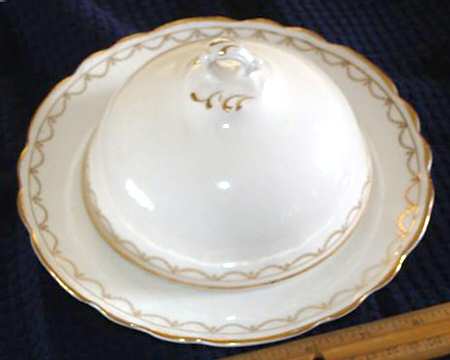 H4201 Round Covered Butter