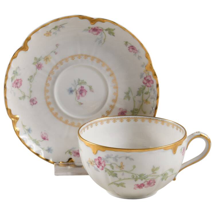 Schleiger 239-1 Flat Cup & Saucer Set