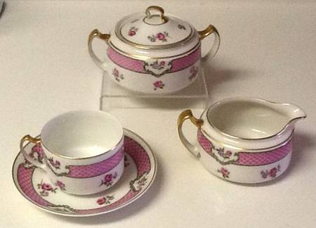 H2765 Flat Cup & Saucer Set