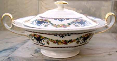 Schleiger 931-1 Round Covered Vegetable