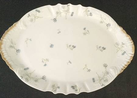 H2813 18" Oval Serving Platter