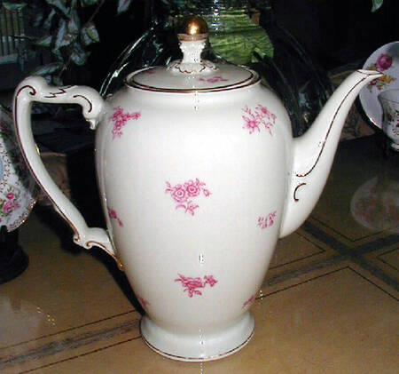 HC823 Coffee Pot & Lid