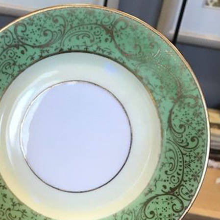 HUT1335 Salad Plate