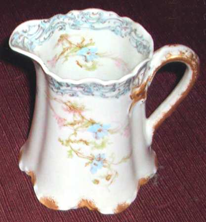 H2854 Creamer