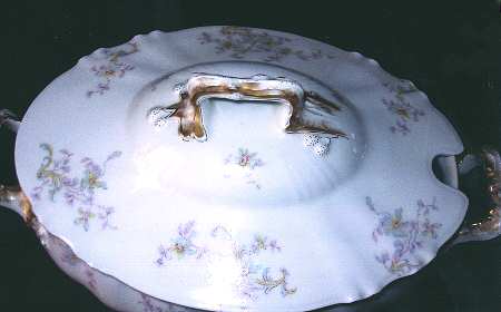 Schleiger 143-3 Oval Covered Vegetable