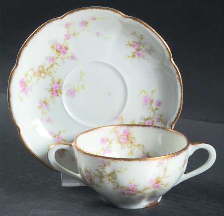 Schleiger 161f Flat Bouillon Cup & Saucer