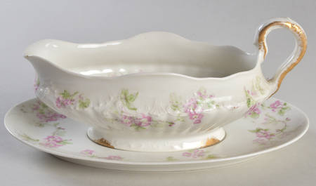 Schleiger 1231-1 Gravy Boat & Underplate