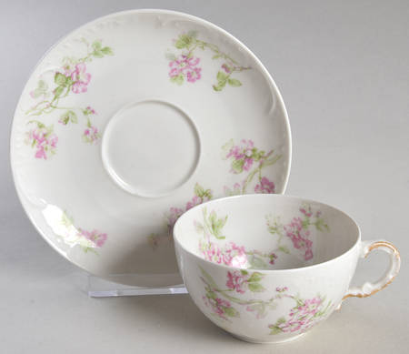 Schleiger 1231-1 Flat Cup & Saucer Set