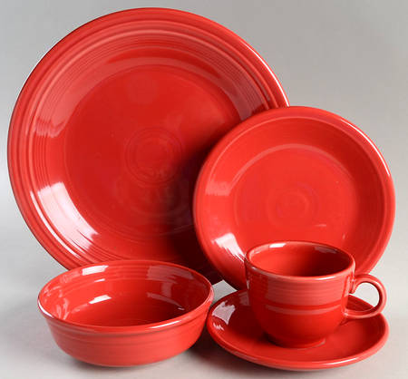 Fiesta Scarlet (Intro 2004) 40 Piece Estate Set