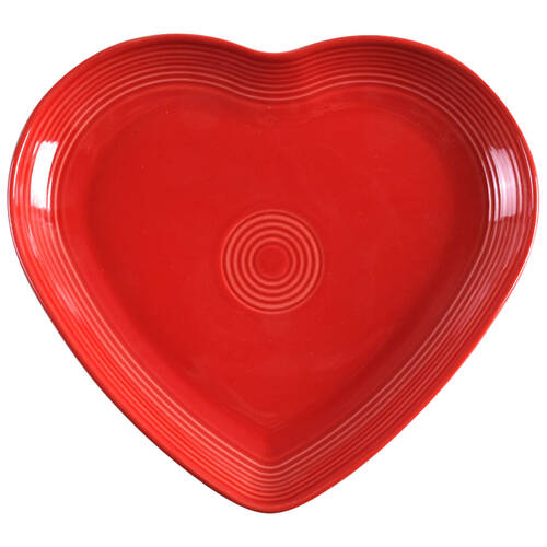 Fiesta Scarlet (Intro 2004) 9" Heart Plate