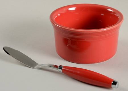 Fiesta Scarlet (Intro 2004) Dip Bowl & Spreader Set