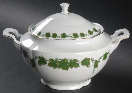 Wienlaub Oval Tureen & Lid