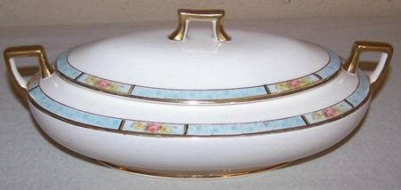 HLC2398 Oval Covered Vegetable