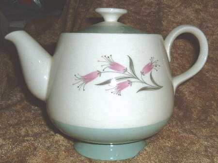 HLC2402 Teapot & Lid